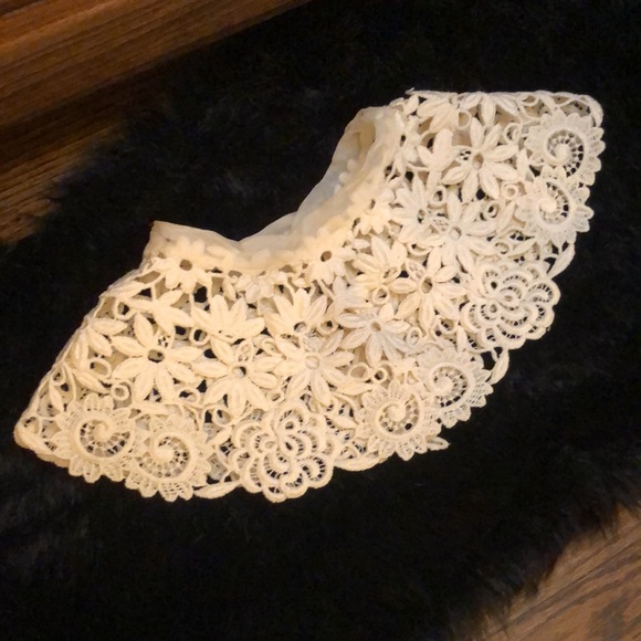 Retro vintage Victorian lace embroidered floral detachable collar - Picture 3 of 8